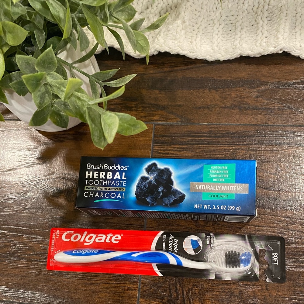 Brush Buddies Charcoal Toothpaste w/ Toothbrush